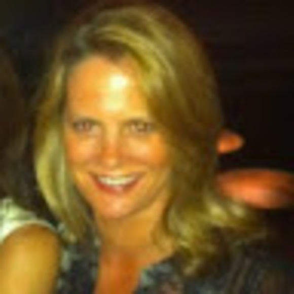 Meet your Posher, Cathy - Picture 1 of 1